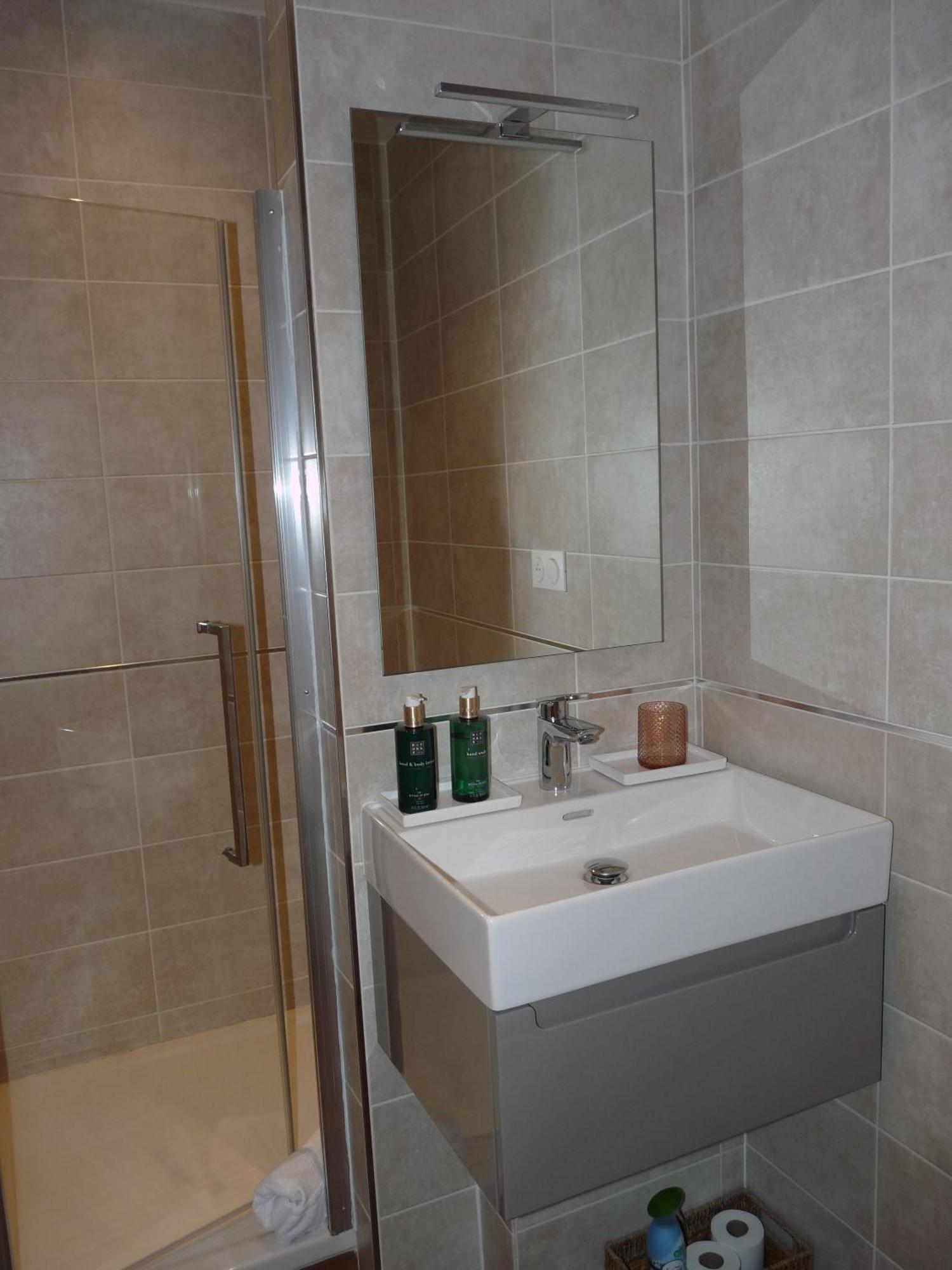 Le Limas Bed & Breakfast Avignon Bilik gambar